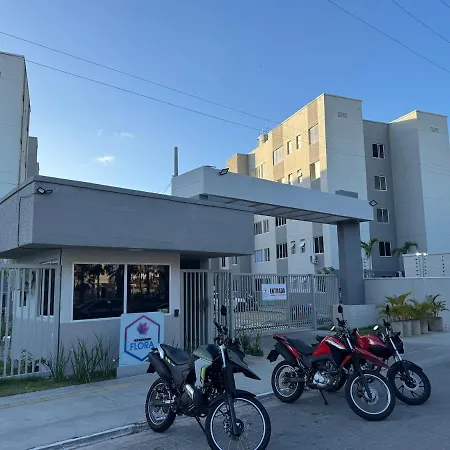 Apto Completo ótima Localização Elevador Castelão *