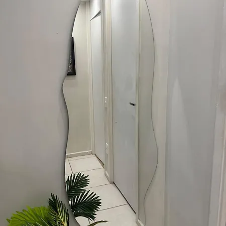 Apartamento Apto Completo ótima Localização Elevador Castelão Fortaleza (Ceara)